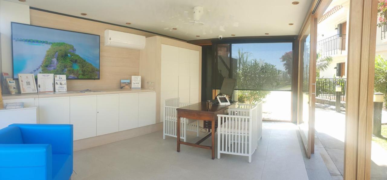 Apartamentos Casas Carmen - Adults Only Playa del Inglés Exteriör bild